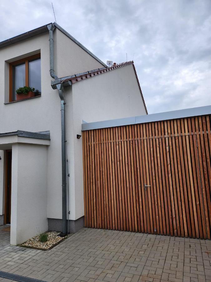 Veritas House Mikulov Kültér fotó